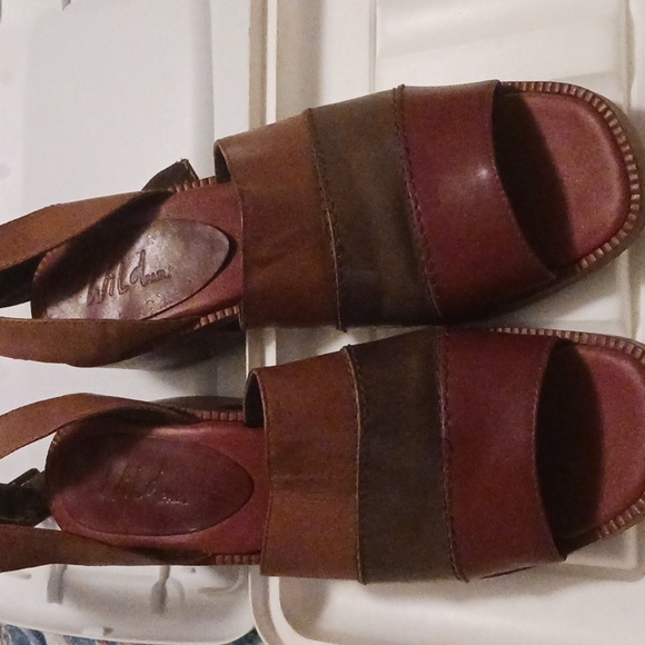 Sandals - Picture 2 of 2